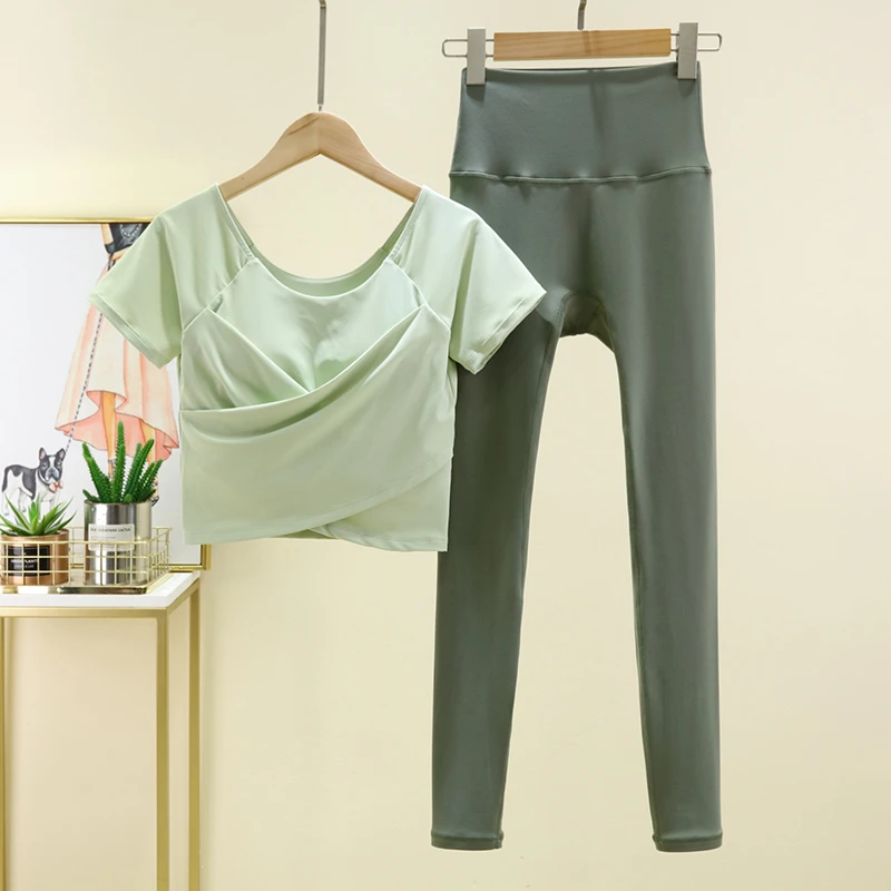 高级感瑜伽服套装女修身显瘦健身普拉提训练运动健身服2025新款