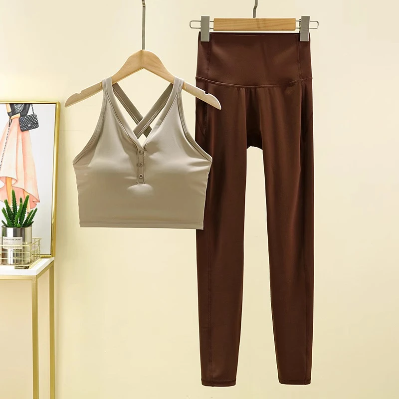 高颜值瑜伽服套装女普拉提专业时尚运动健身服带胸垫美背瑜伽背心