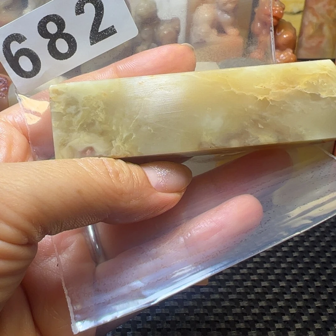 老挝石无*巴林石巴林石