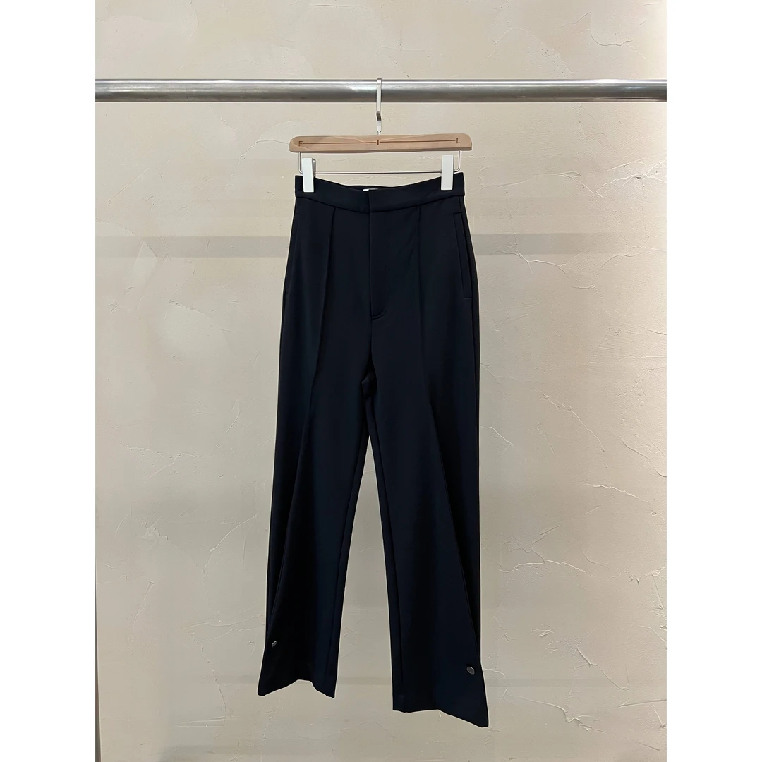 【不可退换】SUITTITUDE 塔克休闲收褶裤