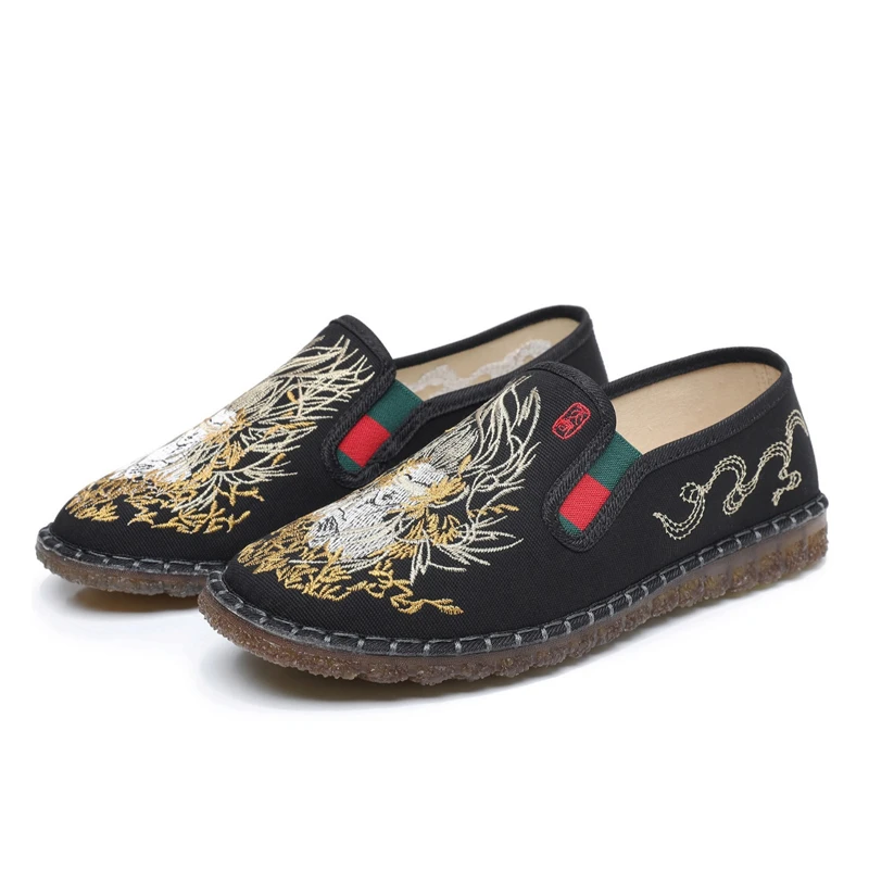 中国风新款古风汉服鞋子复古刺绣鞋老北京绣花布鞋社会鞋网红鞋