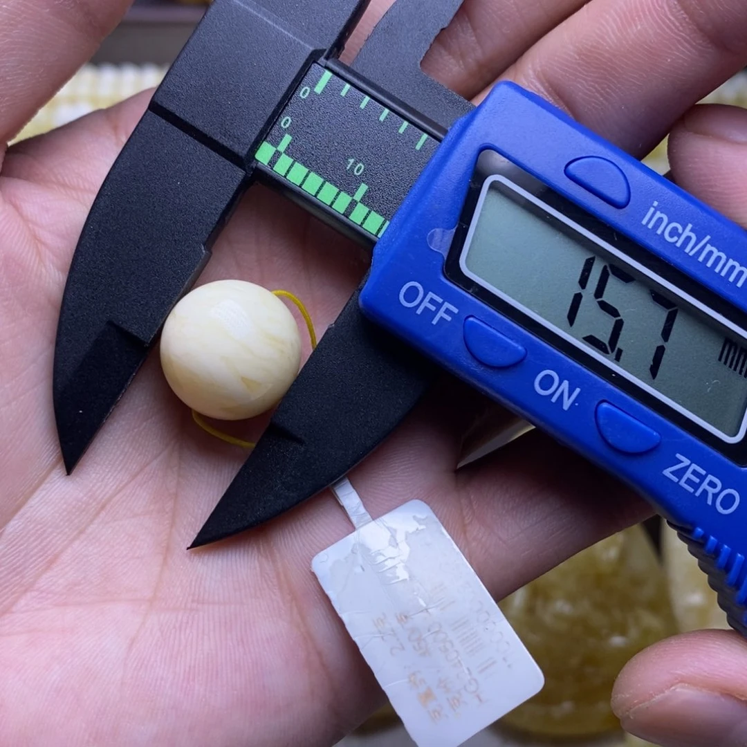 【闪购商品】蜜蜡裸石未镶嵌15+圆珠
