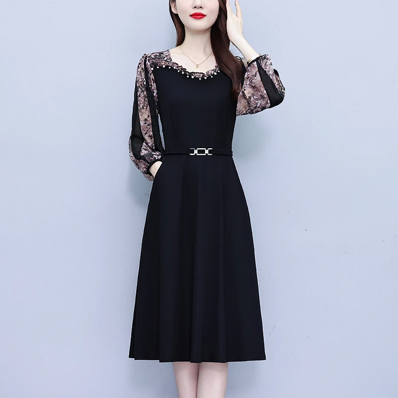 8553秋季新款长袖假两件连衣裙中年时尚妈妈装减龄显瘦大码女装