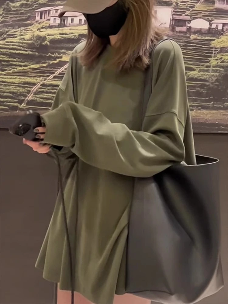 中长款卫衣女秋冬纯色内搭打底衫遮屁股长袖T恤鲨鱼裤搭配的