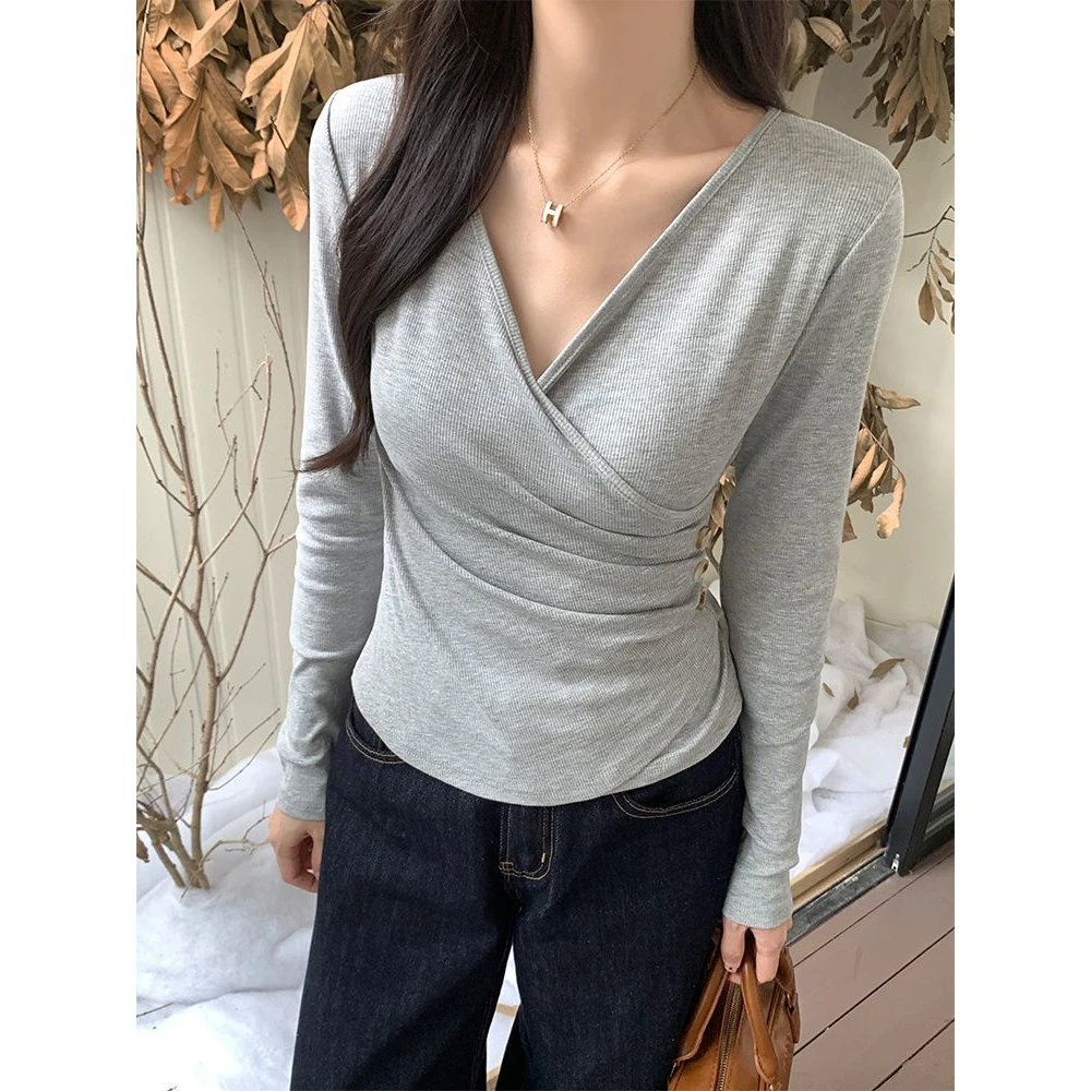 气质V领上衣女秋冬季2025新款长袖T恤纯欲修身显瘦内搭正肩打底衫
