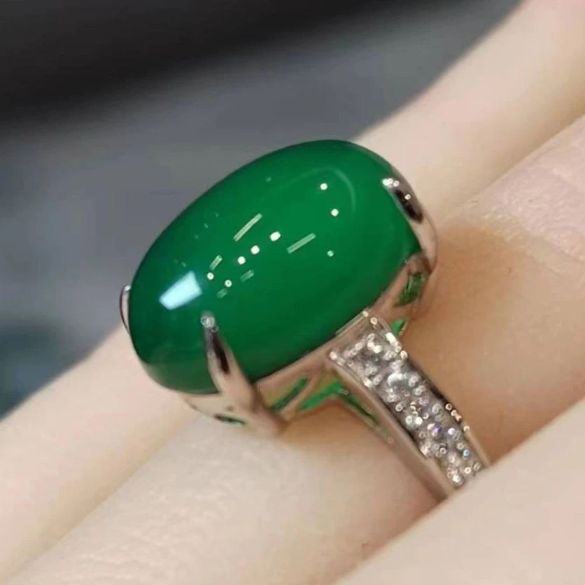 S925纯银天然正品绿色蛋面玉石戒指女款小众简约时尚百搭生日礼物