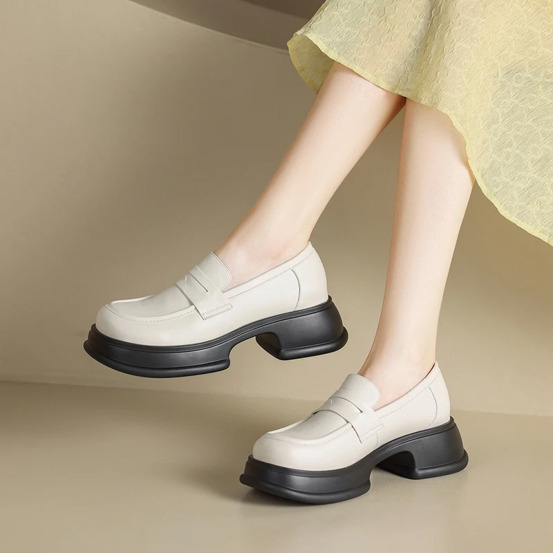 ZHR则则年秋新款复古单鞋女百搭圆头英伦风小皮鞋白色时秋季女鞋