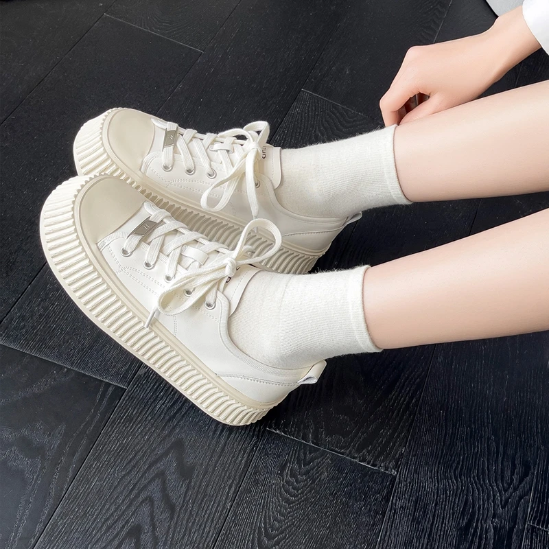 ZHR则则2025秋季新款女厚底小白鞋圆头休闲饼干鞋百搭运动鞋女鞋