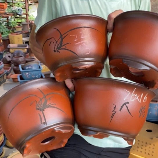 红陶20CM（含）-50CM（不含）紫砂艺术学院