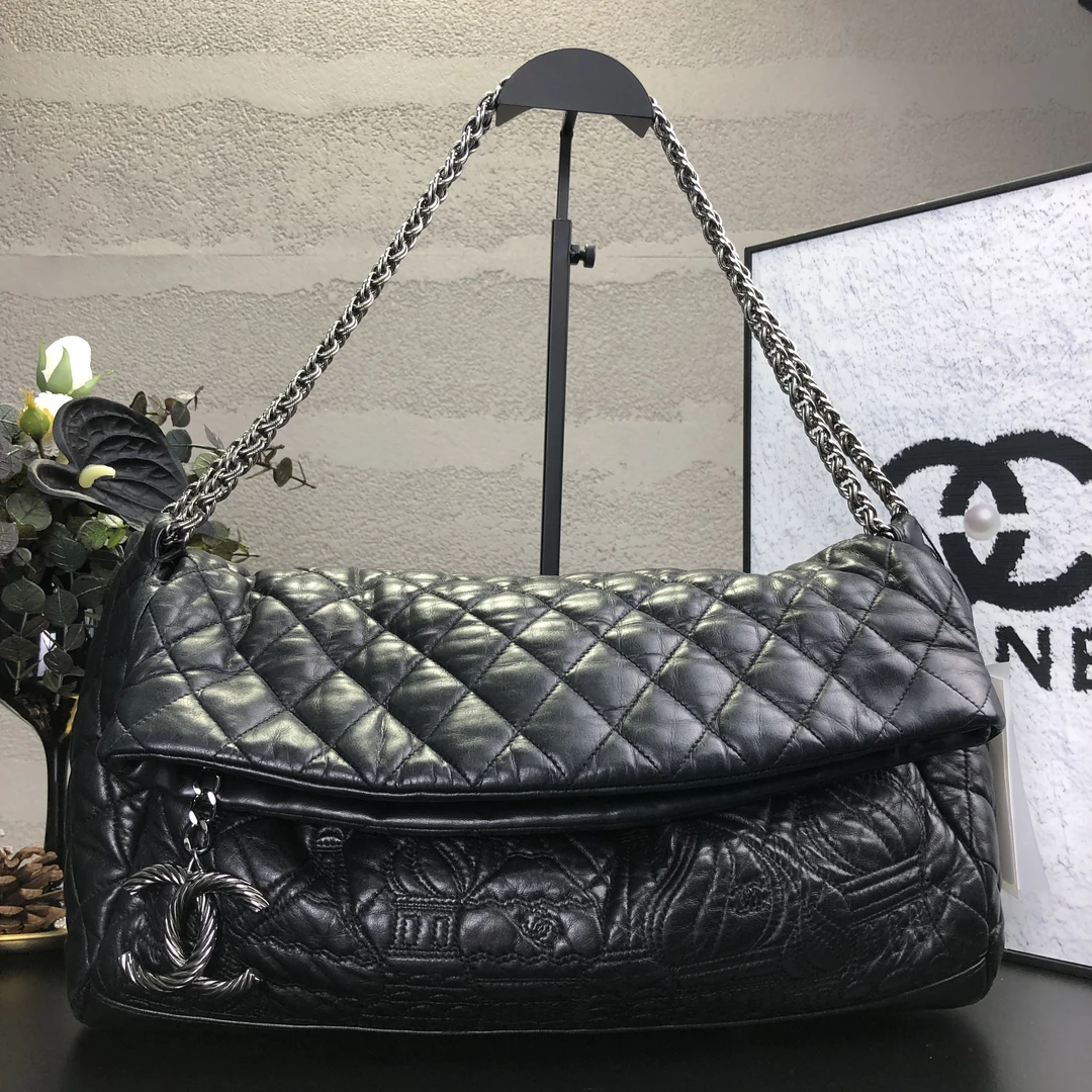 95新 Chanel/香奈儿 黑银限定俄罗斯浮雕城堡单肩包 12开 底长40