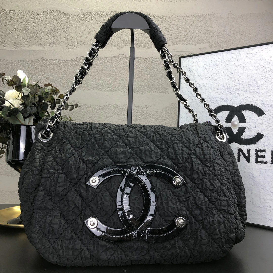 95新 Chanel/香奈儿 黑银褶皱慵懒单肩翻盖单肩包 13开底长35