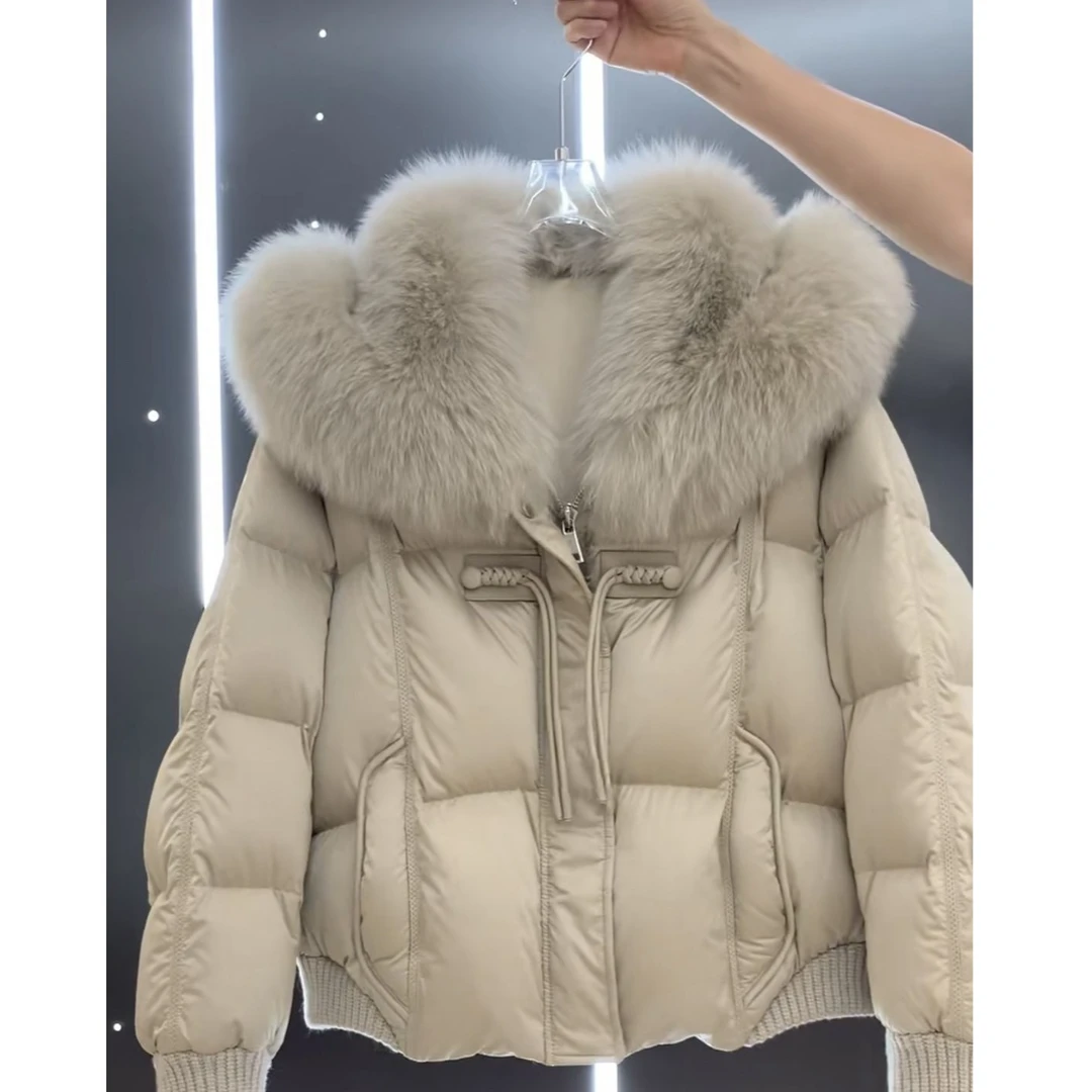 欧货高级感超好看今年流行米灰色毛领短款加厚棉服外套2024年新款