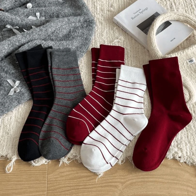 MQ百搭款秋季新款透气安可拉红条纹袜W6688