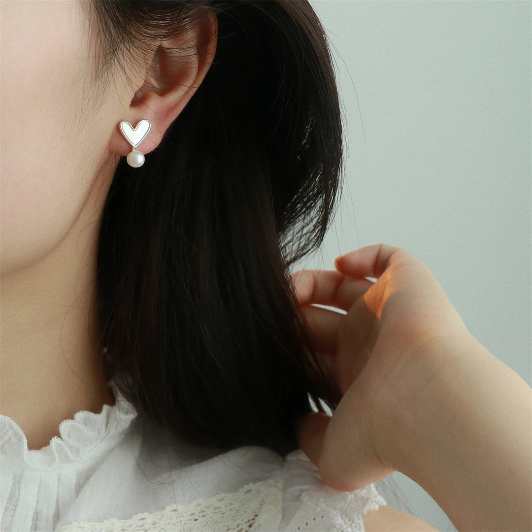 铜合金仿珍珠耳饰 925银针爱心耳钉小众甜美无耳洞蚊香盘耳夹