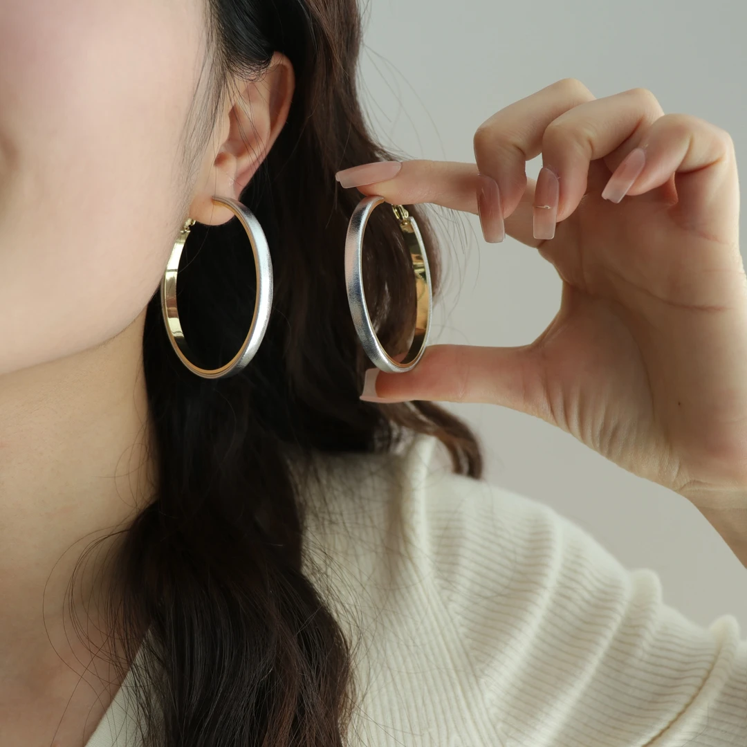 因缺斯汀饰品 铜合金耳饰 【银装素裹】银色大耳圈耳环显脸小耳夹