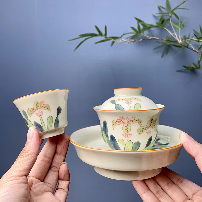 釉下彩手绘鸢尾花盖碗壶承茶杯陶瓷茶具复古女士泡茶碗三才盖碗