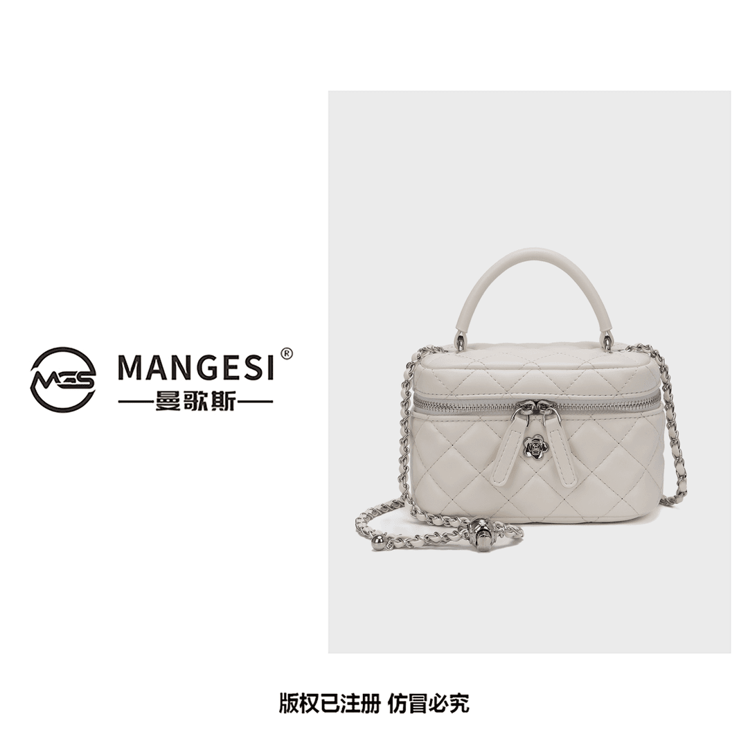 【刘叮当甄选】Mangesi /曼歌斯 轻奢菱格绣线小香风斜挎女包M097白
