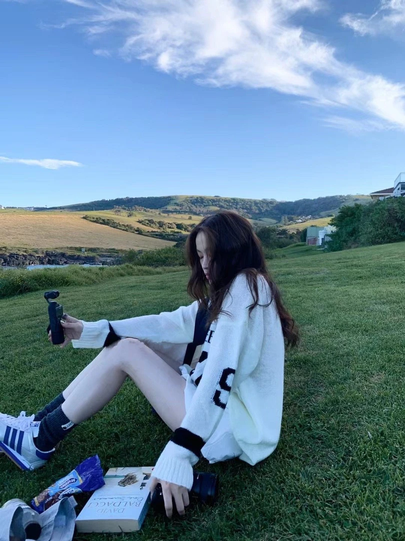 美式新款运动风撞色字母V领长袖宽松慵懒风上衣#9989