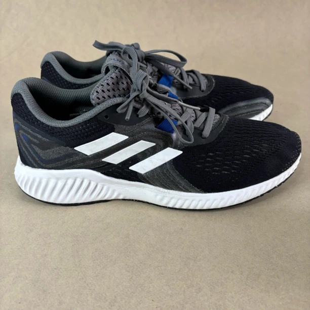 41码二手adidas 阿迪达斯轻便慢跑鞋