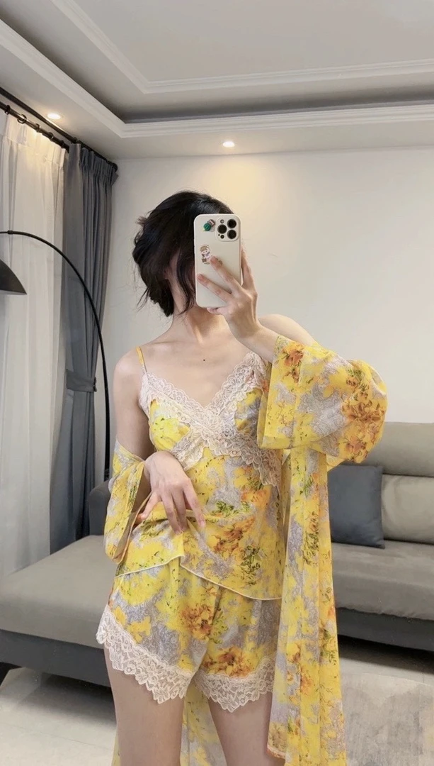 专拍备注编码链接（性感睡衣）