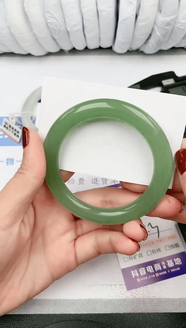 【闪购商品】石英质玉手镯未镶嵌s281-DC57.3