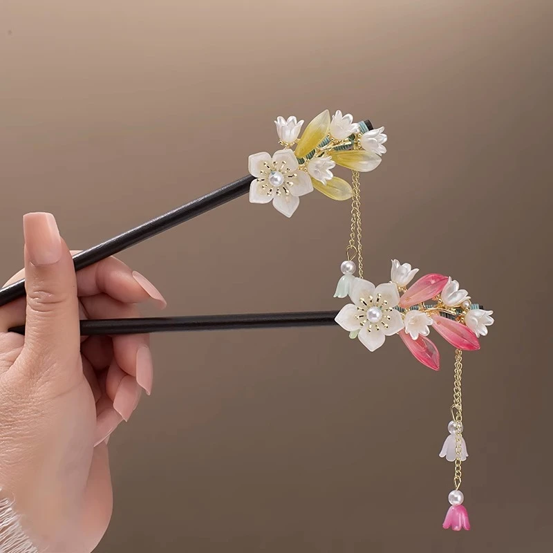 高级感古风花朵发簪女步摇流苏新中式汉服盘发钗木质简约手工簪子