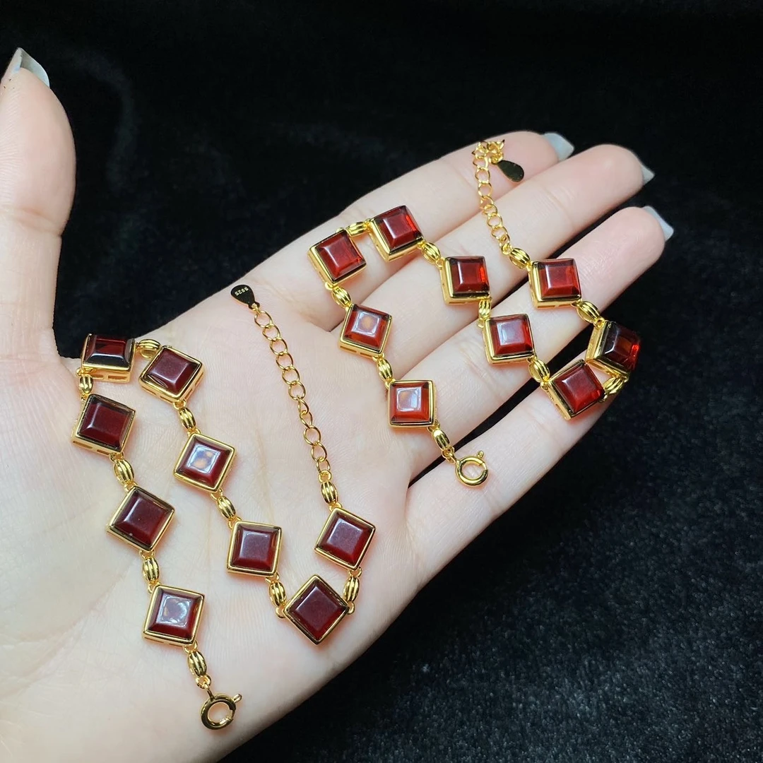 【云上叙】23 V1912-S925银镶嵌血珀手链-多样性发一件-6×6mm（东哥）