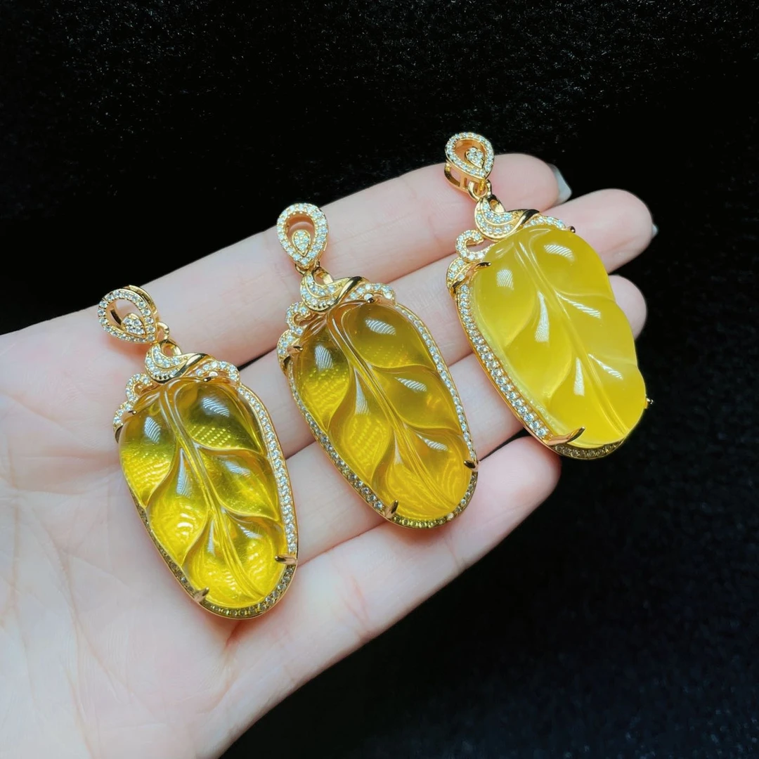 【云上】S925银琥珀吊坠-多样性发一件-31*18mm-DS14859（甄选）