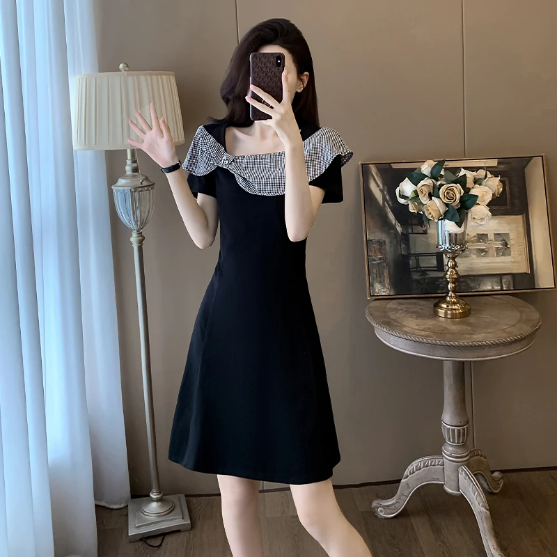 夏季新款方领连衣裙气质小个子小黑裙黑色复古法式收腰赫本风裙子