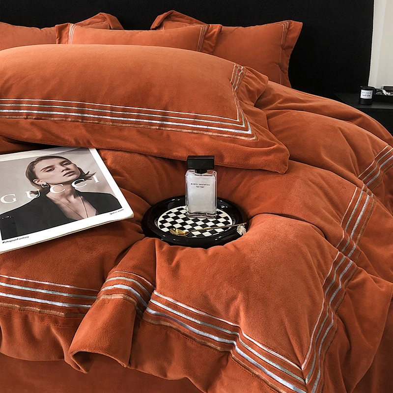 A类婴儿绒加厚保暖四条线刺绣四件套星河双面绒珊瑚绒床上用品被