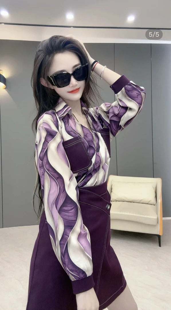 气质穿搭假两件秋季新款时尚气质减龄显瘦百搭不规则高腰