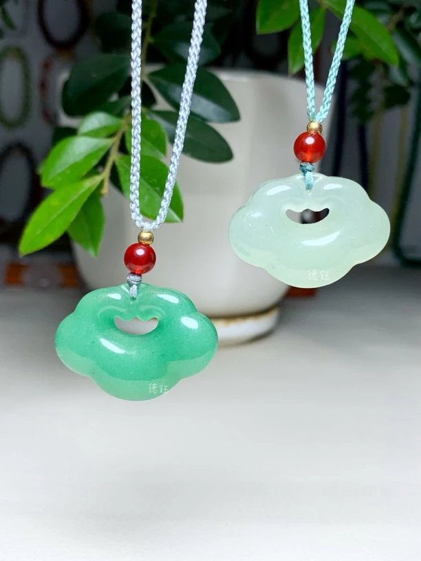 天然东陵玉祥云如意锁吊坠挂件新中式百搭简约多样性发货拍一发一