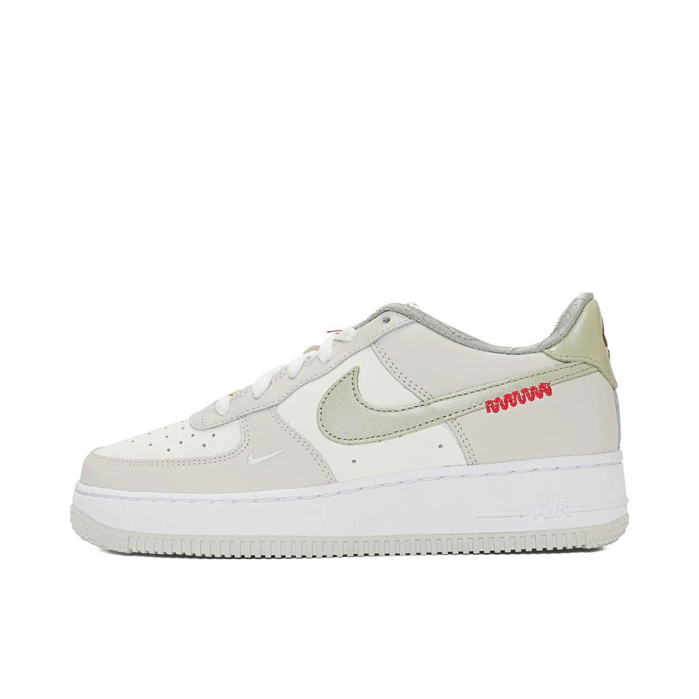 NIKE耐克2025男子AIR FORCE 1 LV8 (GS)儿童鞋HV6000-131