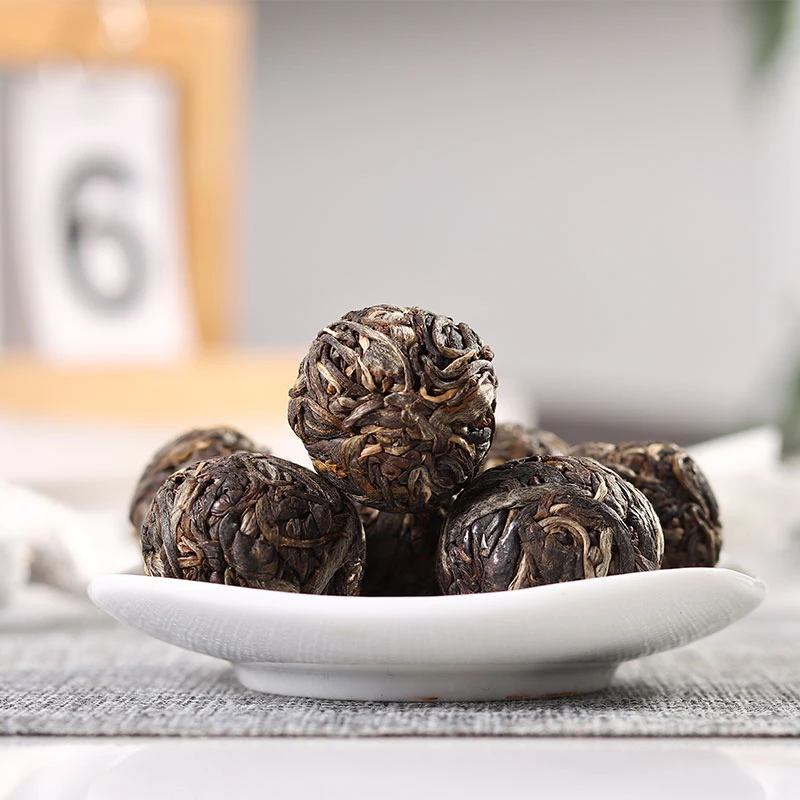 S:刮风寨冷水河高杆古树茶2024春-4克龙珠16颗黑紫陶装03511