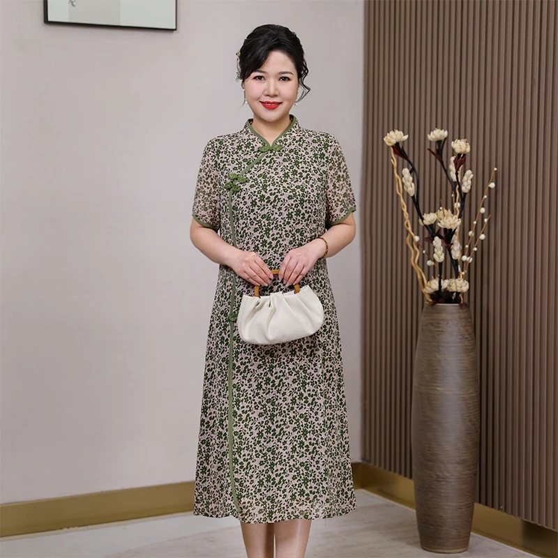 新中式国风改良旗袍连衣裙妈妈夏大码显瘦婆婆中老年女装碎花裙