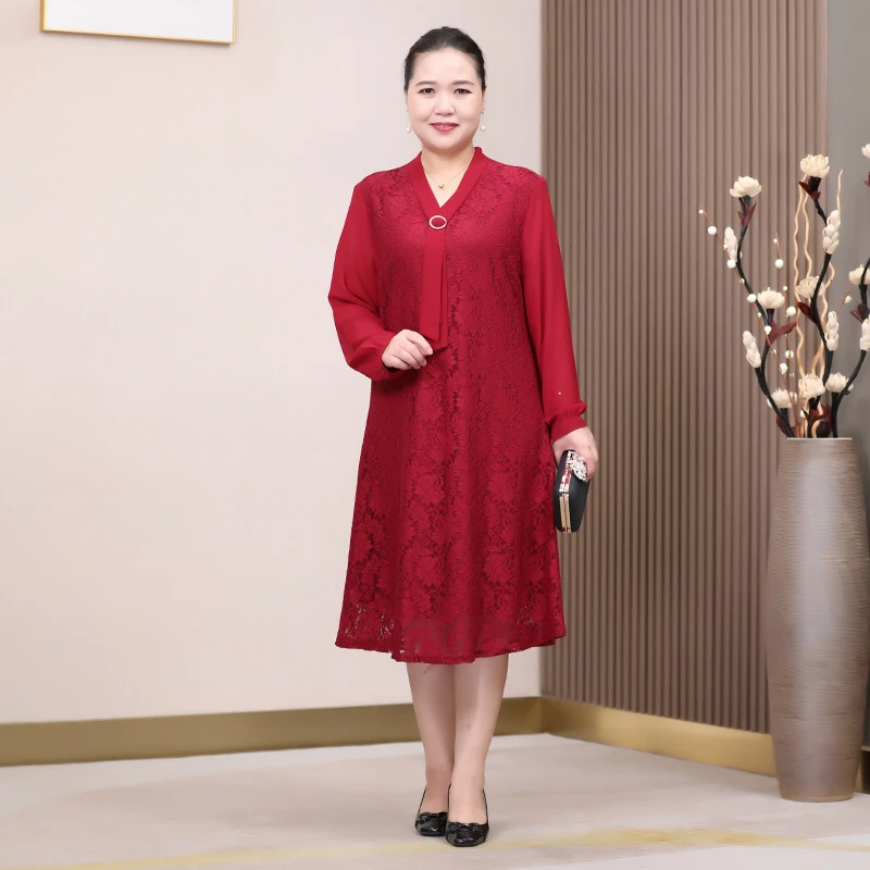 中年大码妈妈连衣裙2023新款结婚中老年女装高贵时尚气质蕾丝裙子