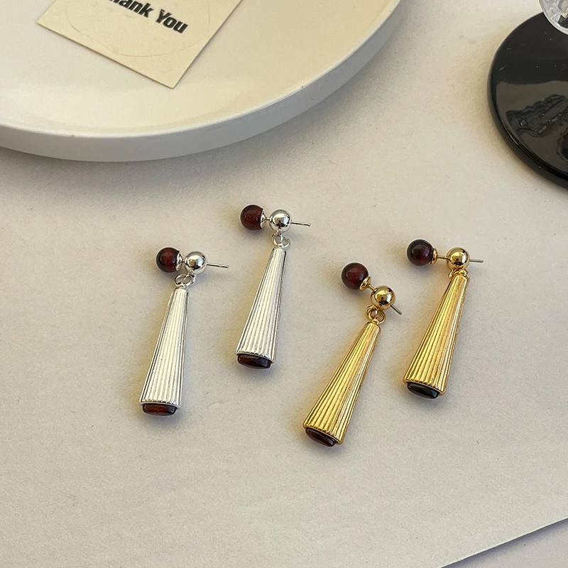 铜合金耳饰 法式复古老虎眼睛螺纹扇形百搭高级耳环气质ins长款