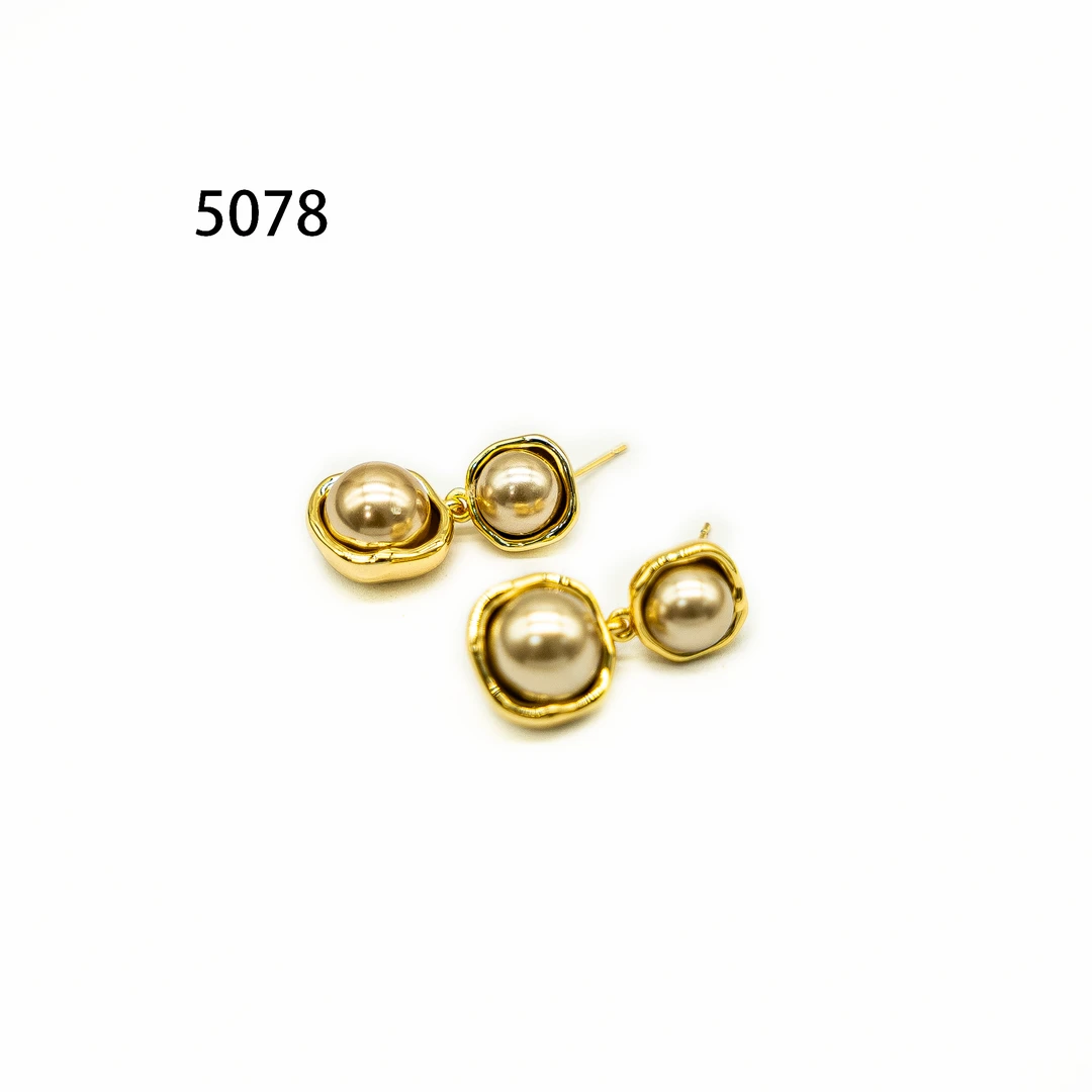 铜合金耳饰 时尚气质轻奢耳环新款小众设计高级感耳钉耳饰～5078