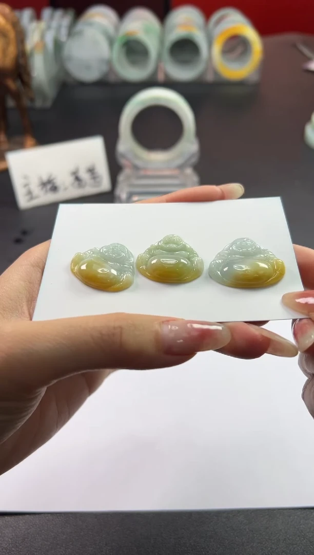 【闪购商品】翡翠挂件未镶嵌黄翡佛公单件多样性发