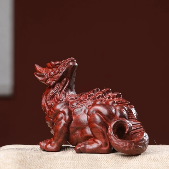 天然雕刻白泽红木文玩木雕雕刻摆件客厅玄关摆设