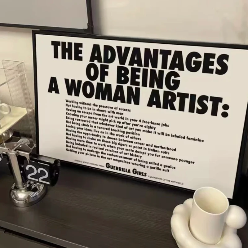 黑白灰ins装饰轻奢房间卧室摆桌面艺术海报网红客厅布置家居用品