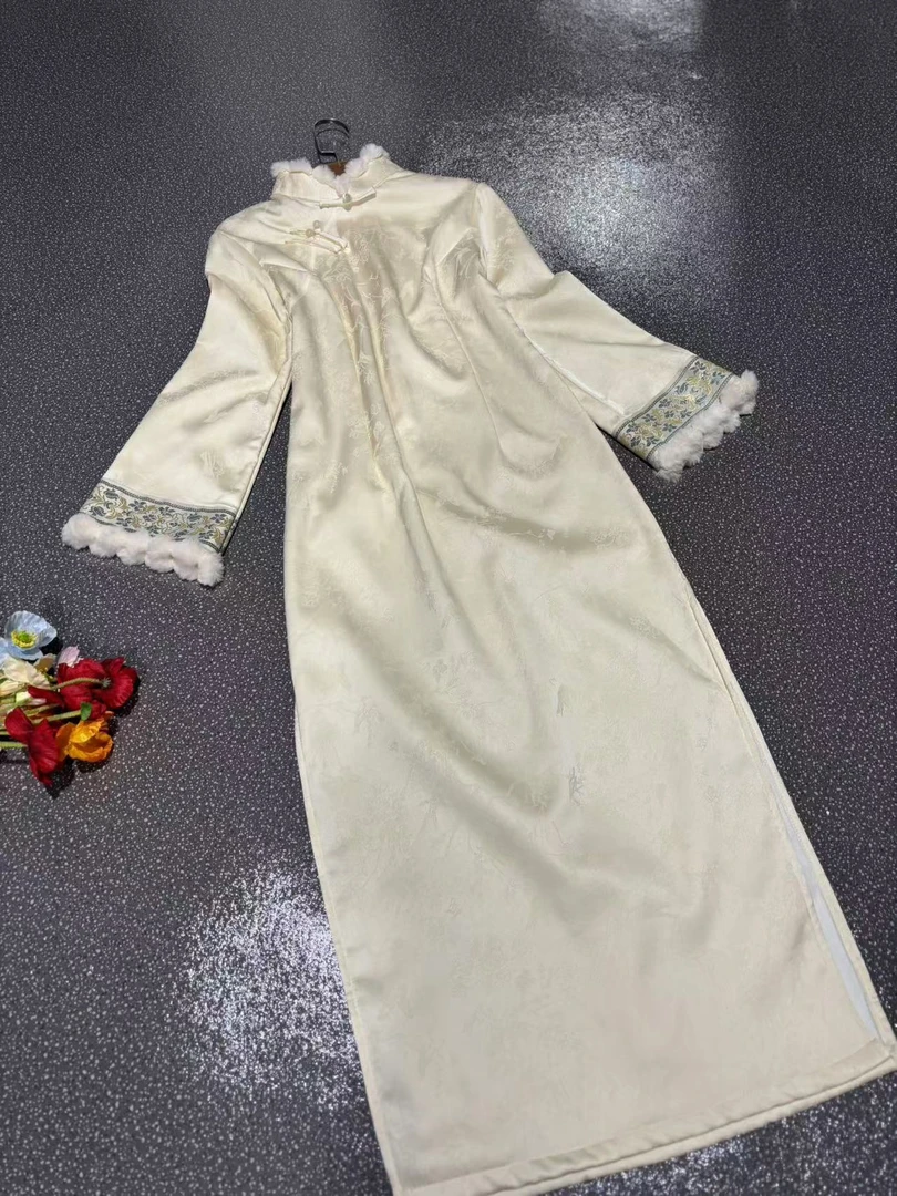 1518 米色 暗纹 袖口京派 【白雪花】 旗袍