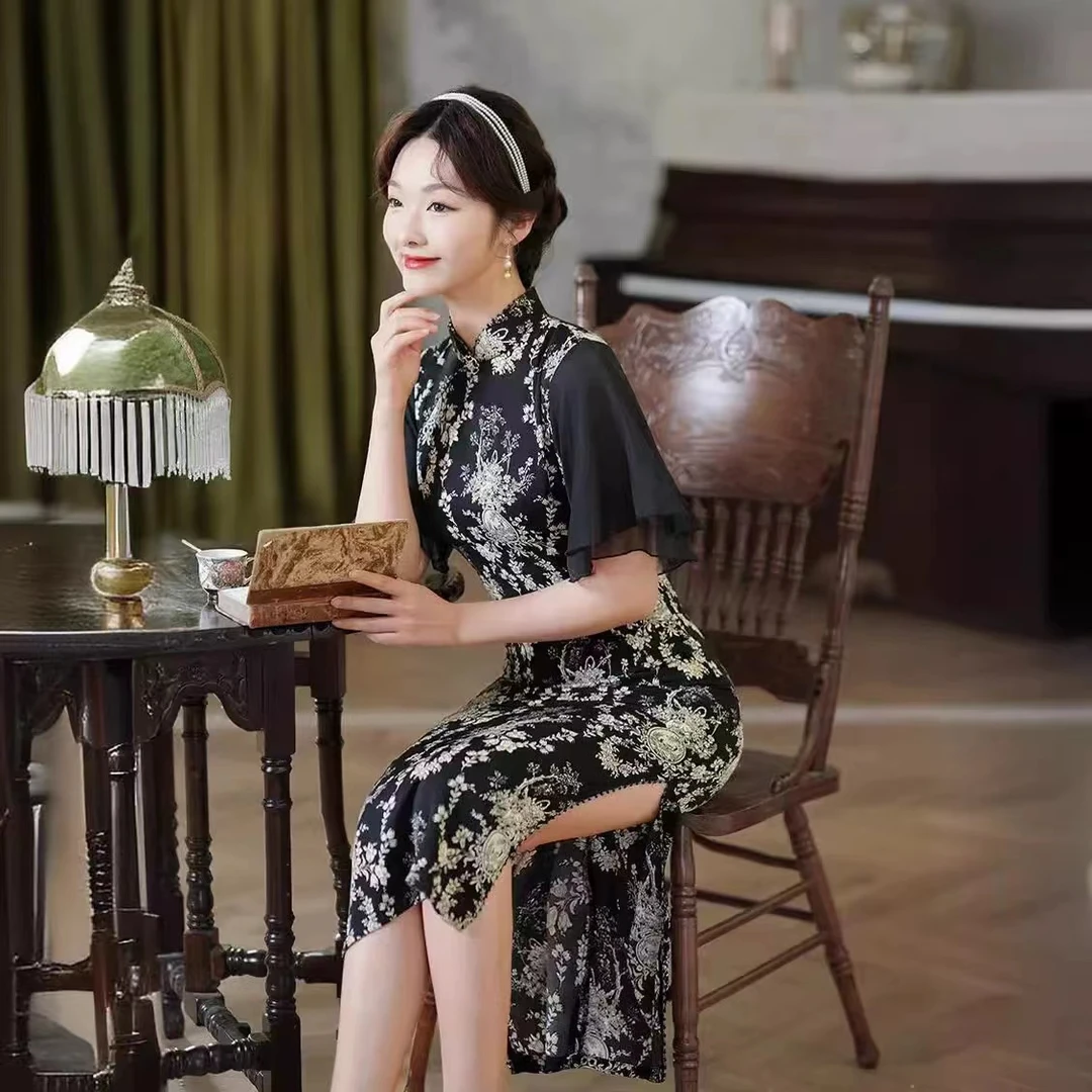 1061 黑色 飞飞袖 钉珠 旗袍（衣长115CM左右）