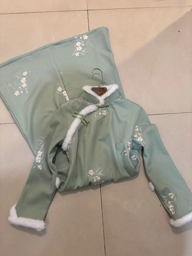 1239 绿色 刺绣 小花 A版 旗袍