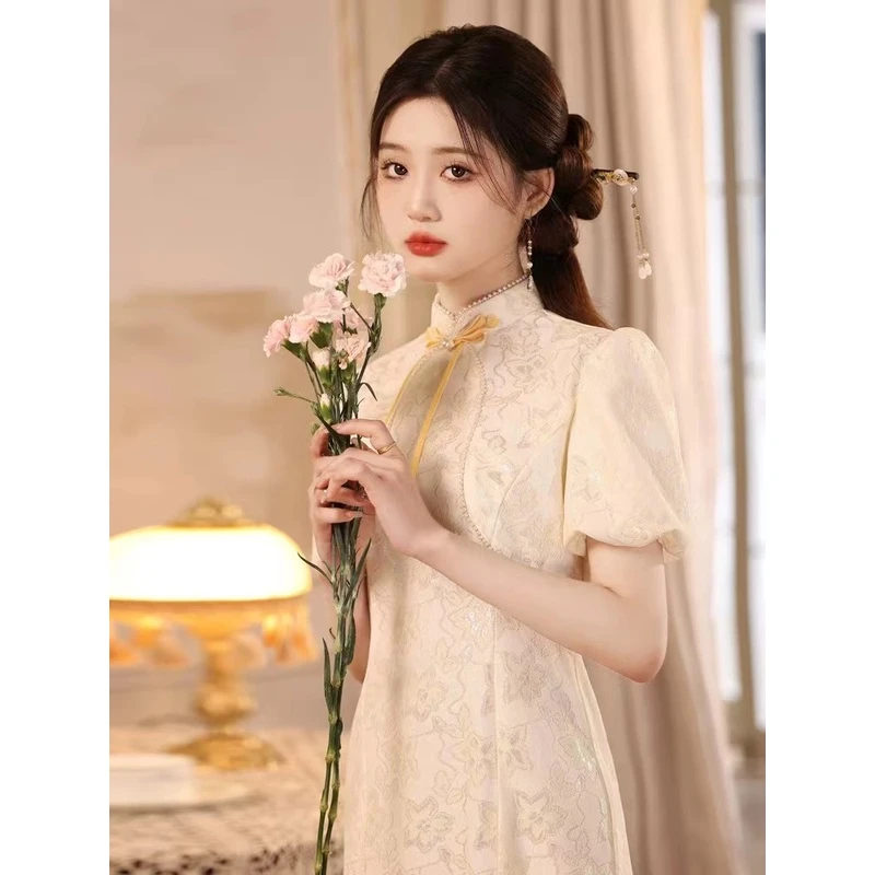 0839 米黄色 蝴蝶流苏长结 钉珠 灯笼袖 A版 旗袍