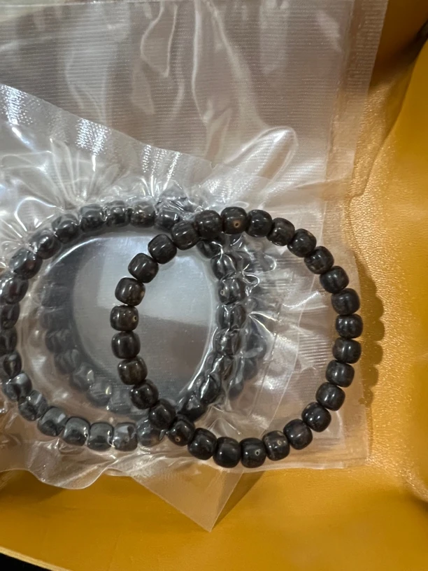 海南星月菩提黑金8*7mm直切手串