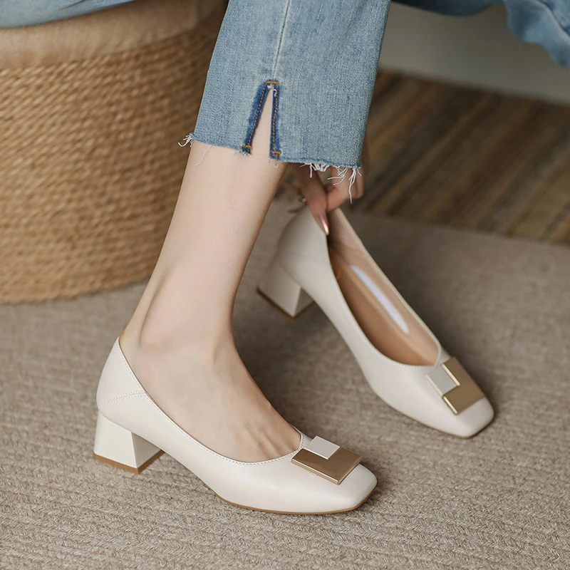 法式粗跟高跟鞋女通勤真皮奶奶鞋2025年春季新款季舒适不累脚单鞋