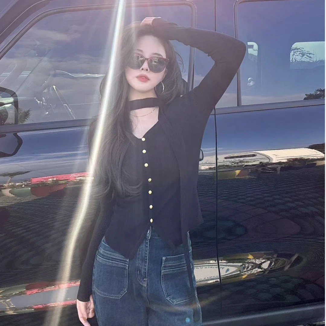 秋冬百搭时尚飘带v领上衣 （现货）性感修身显瘦设计感百搭秋冬上衣