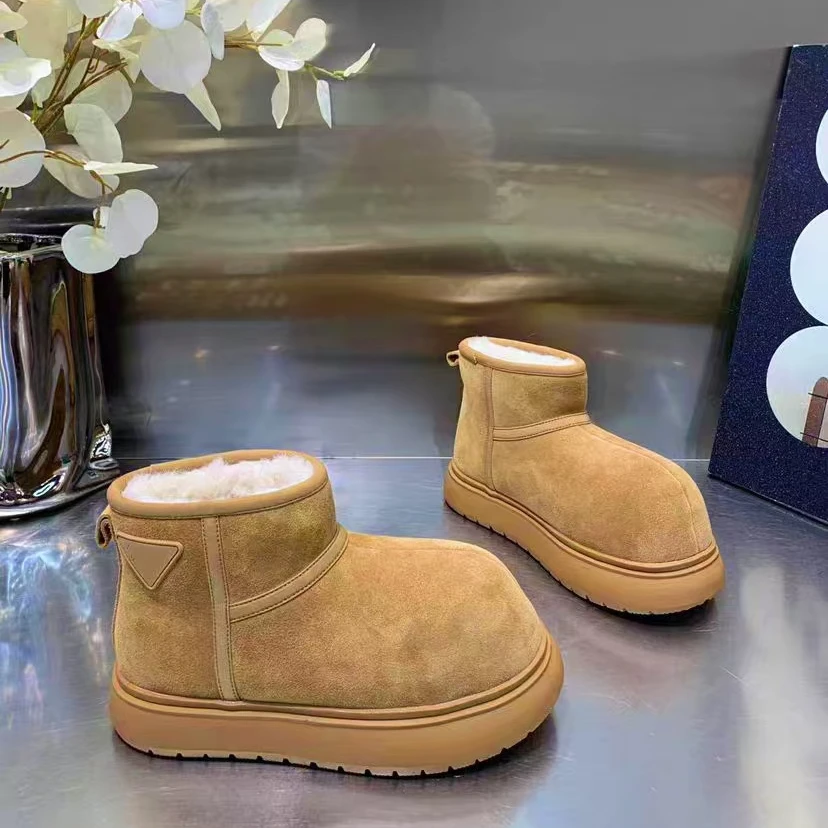 冬季新款厚底大头甜酷雪地靴保暖秋冬女棉靴加厚加绒3厘米（953-5）