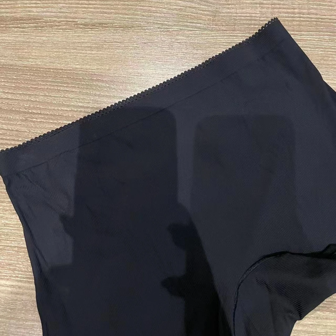 夏款好穿舒适安全短裤  时尚休闲夏季运动通勤常规底裤打底女士